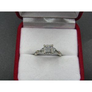 Size 8.5 10K White Gold 1.7 Total Carat Weight Of Natural Diamonds Band Ring